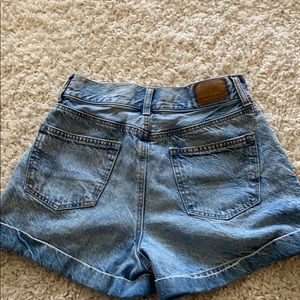 american eagle mom shorts